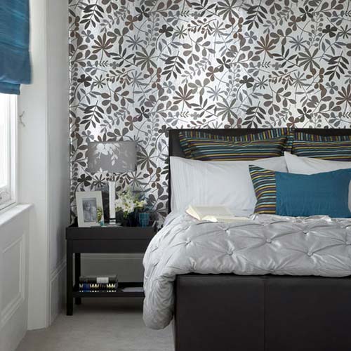 68-5-Modern-Bedroom-Wallpaper-Design